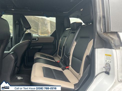 Used 2024 Ford Bronco Wildtrak image 11