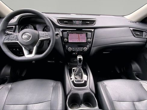 Used 2018 Nissan Rogue SL image 7