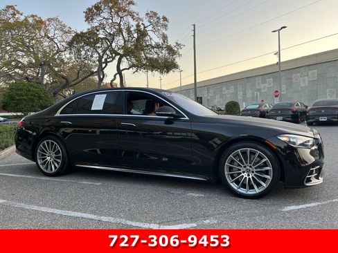 Certified 2022 Mercedes-Benz S 500 4MATIC image 12