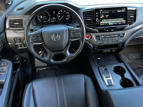 Used 2024 Honda Ridgeline TrailSport image 10