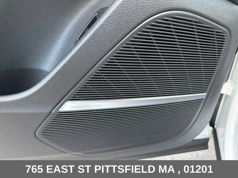 Used 2024 Audi Q7 3.0T Prestige AWD/4WD image 12