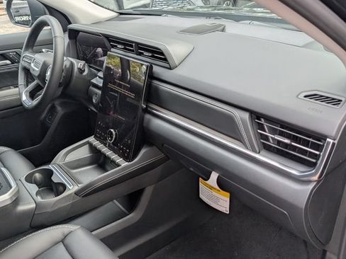 New 2026 GMC Terrain Denali AWD/4WD image 17