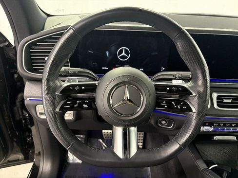 Used 2025 Mercedes-Benz GLE 450e 4MATIC image 12