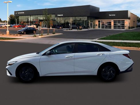 New 2026 Hyundai Elantra Sport FWD image 3
