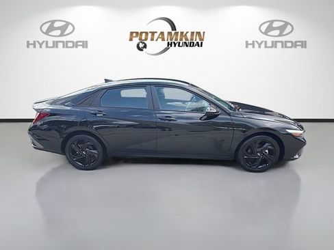 Certified 2026 Hyundai Elantra Sport FWD image 4