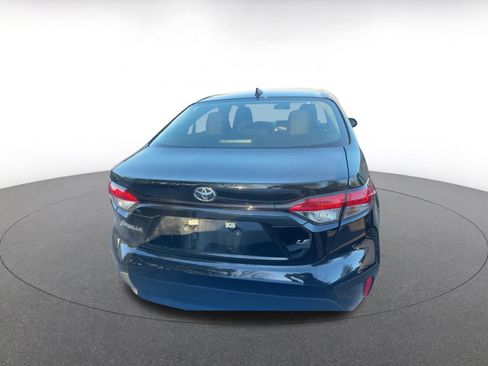 Used 2025 Toyota Corolla LE image 6
