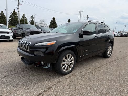 Certified 2018 Jeep Cherokee Overland w/ Technology Group image 1