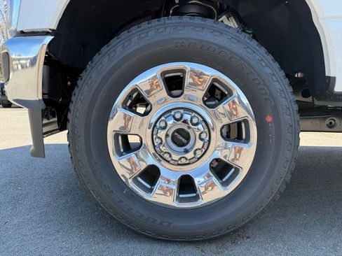 New 2026 Ford F250 Lariat w/ Lariat Premium Package image 9