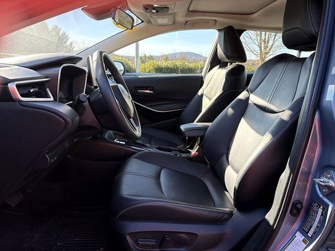 Certified 2024 Toyota Corolla XLE image 11