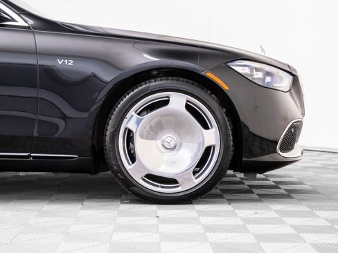 Used 2023 Mercedes-Benz Maybach S 680 4MATIC image 35