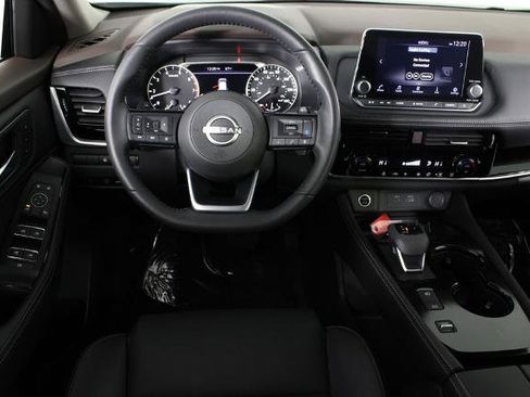 Certified 2023 Nissan Rogue SL image 7