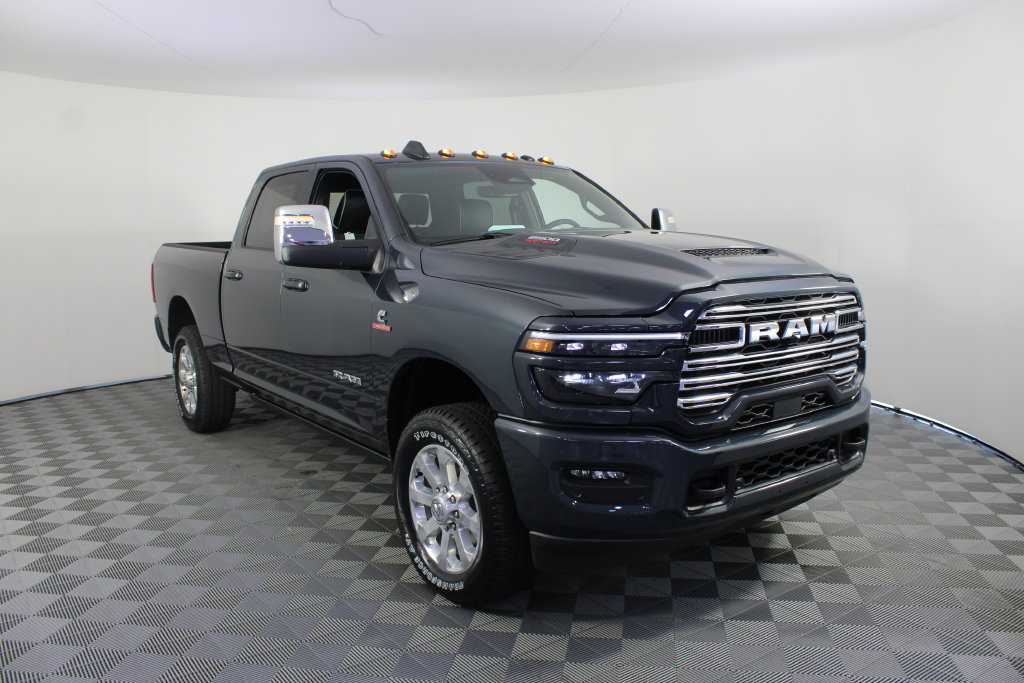 New 2026 RAM 2500 Laramie w/ Sport Appearance Package AWD/4WD image 27