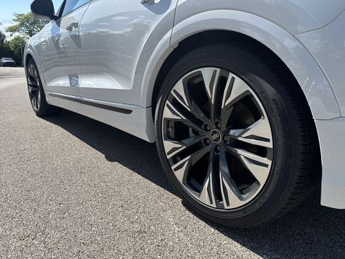 New 2026 Audi Q8 Premium Plus AWD/4WD image 3