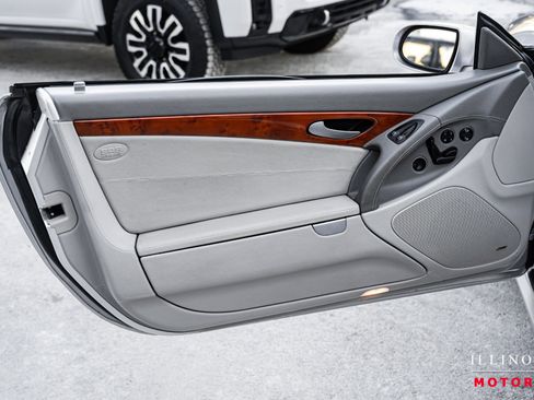 Used 2004 Mercedes-Benz SL 55 AMG image 16