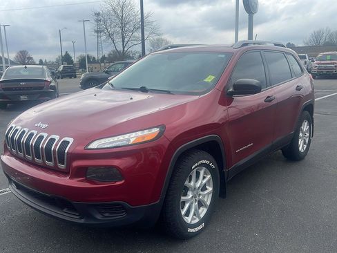 Used 2015 Jeep Cherokee Sport w/ Cold Weather Group image 13