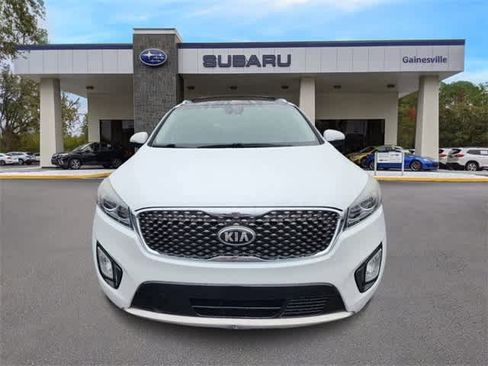 Used 2017 Kia Sorento SX image 9