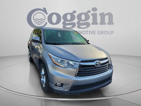 Used 2014 Toyota Highlander Limited FWD image 7