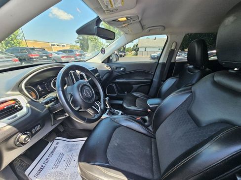 Used 2018 Jeep Compass Latitude w/ Popular Equipment Group AWD/4WD image 18