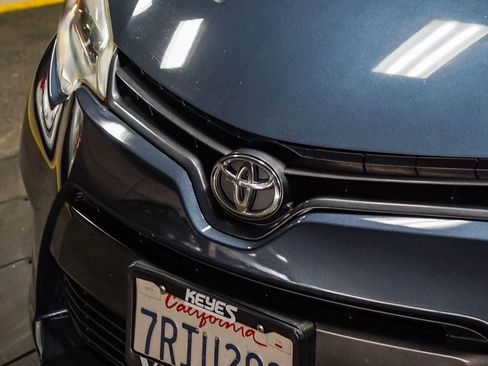 Used 2016 Toyota Corolla LE w/ Body Protection Package #1 FWD image 8