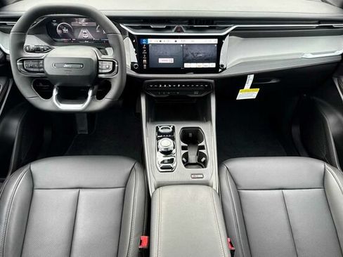New 2026 Jeep Cherokee Limited AWD/4WD image 10