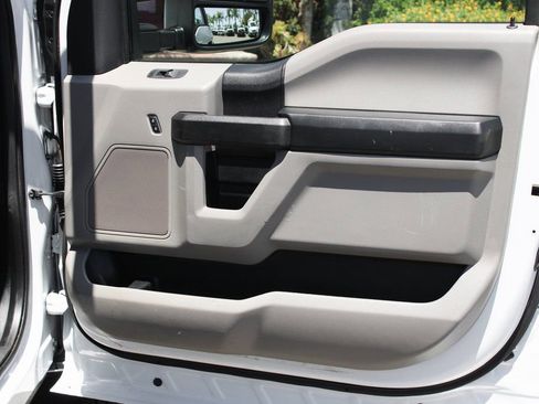 Used 2019 Ford F350 XL w/ Power Equipment Group image 36