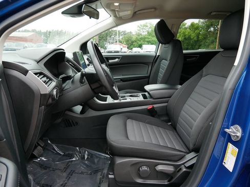 Used 2024 Ford Edge SE w/ Black Appearance Package AWD/4WD image 14