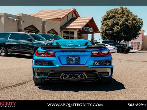 Used 2024 Chevrolet Corvette Z06 RWD image 6