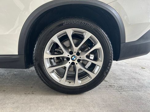 Used 2026 BMW X5 xDrive40i w/ Premium Package AWD/4WD image 18
