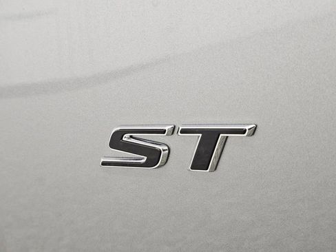 New 2026 Buick Envision Sport Touring AWD/4WD image 28