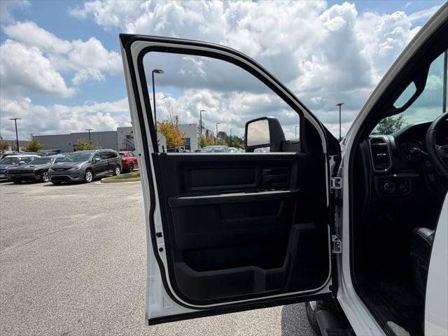 Certified 2024 RAM 2500 Tradesman w/ Chrome Appearance Group AWD/4WD image 49