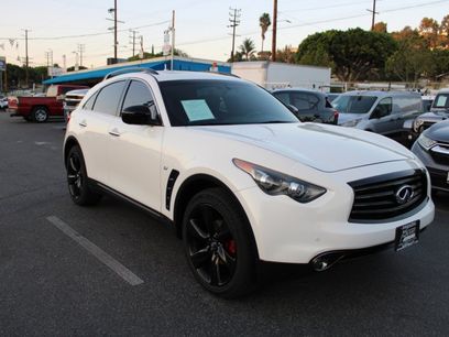 Used 2015 INFINITI QX70 2WD w/ Premium Package