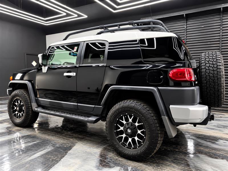 Used 2010 Toyota FJ Cruiser 4WD w/ Upgrade Pkg 2 image 4