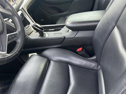 Used 2017 Cadillac XT5 Luxury w/ Driver Awareness Package image 20