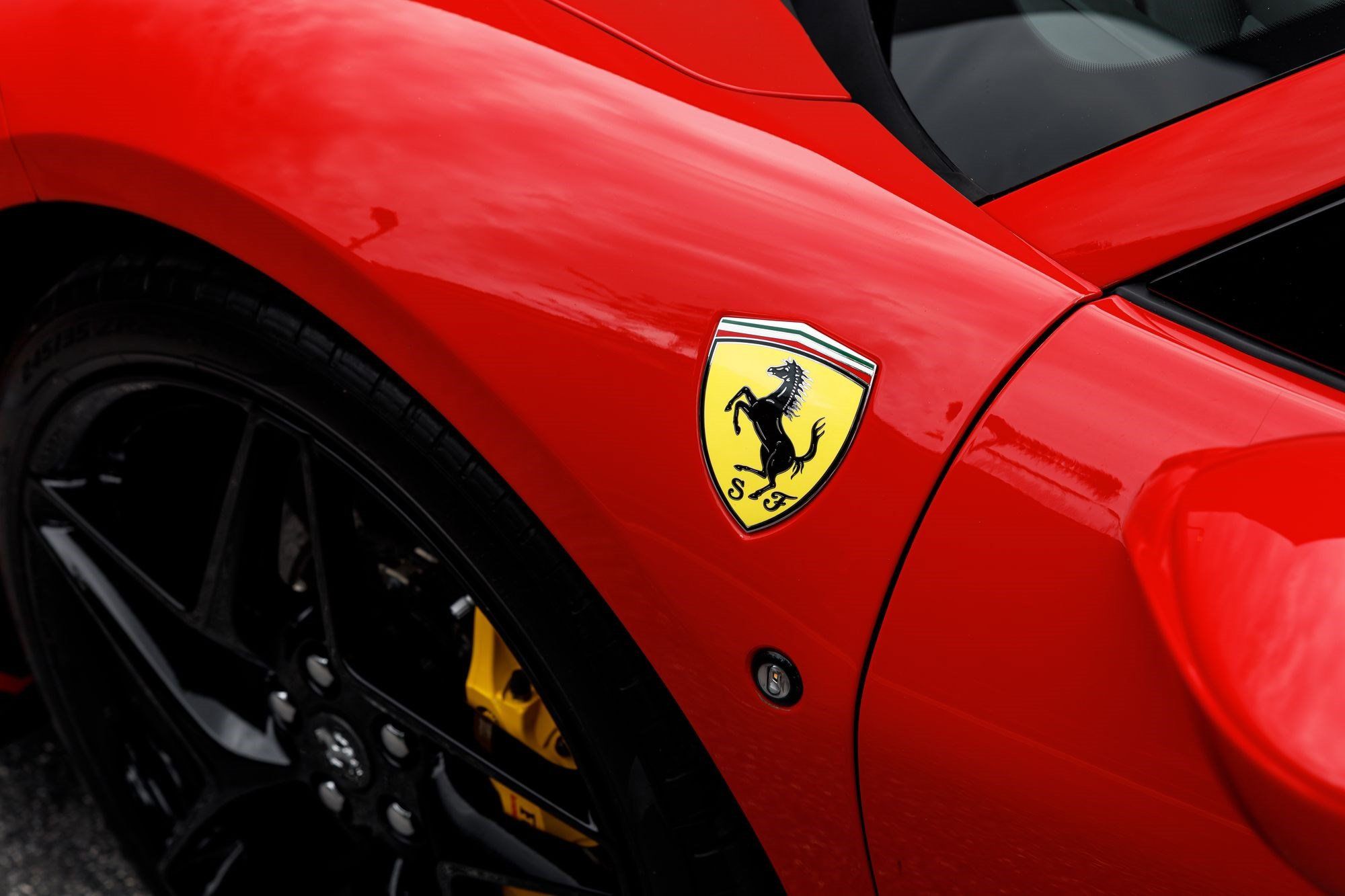 Used 2022 Ferrari F8 Tributo RWD image 48