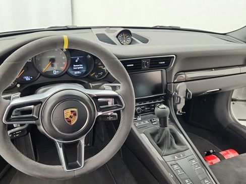 Used 2016 Porsche 911 GT3 RS image 21