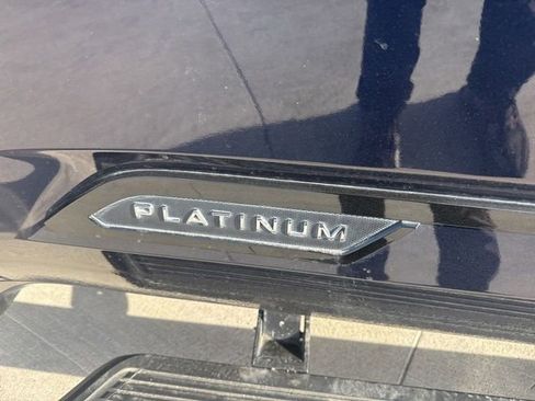 Used 2023 Toyota Sequoia Platinum image 7