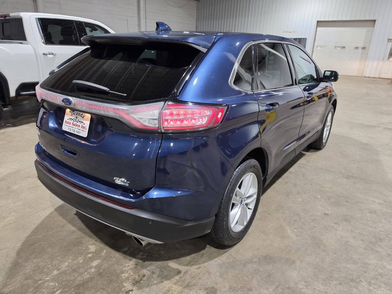 Used 2017 Ford Edge SEL w/ Equipment Group 201A AWD/4WD image 10