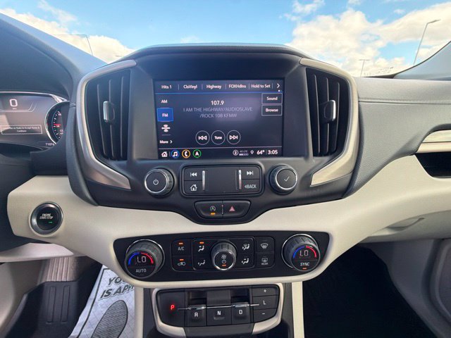 Certified 2022 GMC Terrain Denali w/ Denali Premium Package AWD/4WD image 17