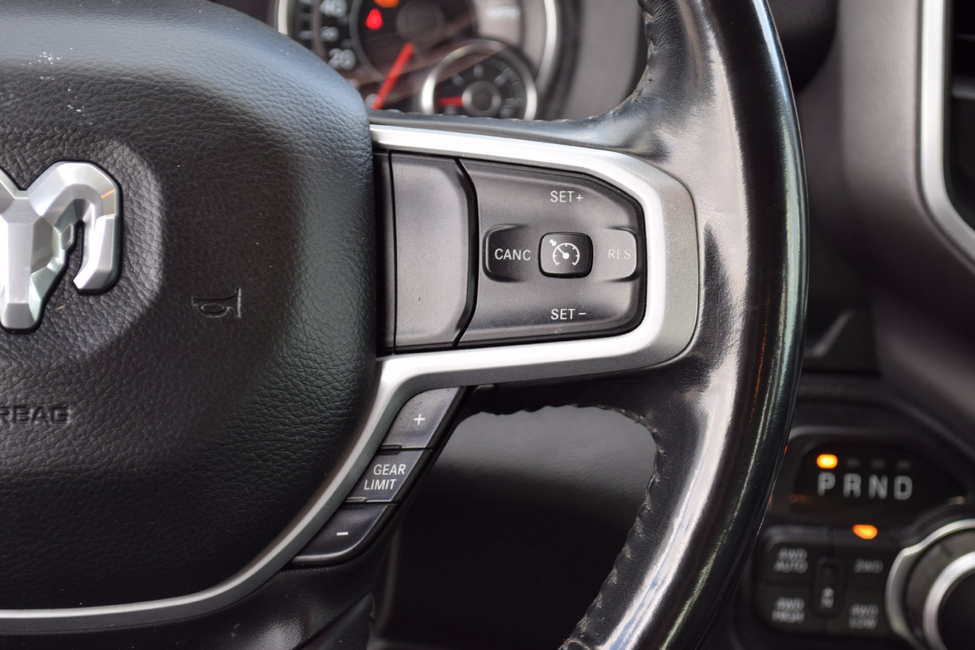 Used 2020 RAM 1500 Big Horn AWD/4WD image 7