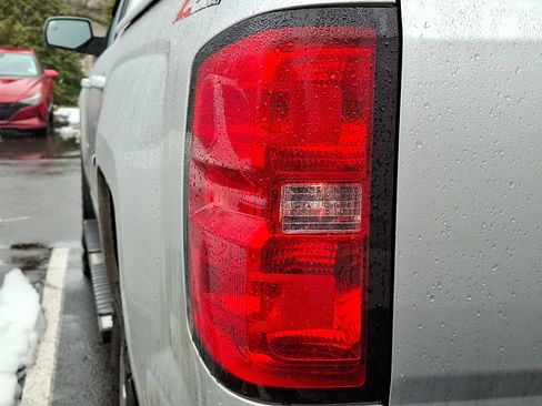 Used 2018 Chevrolet Silverado 1500 LT w/ All Star Edition image 9