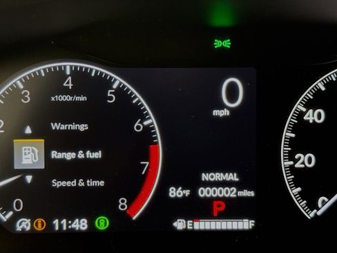 New 2025 Honda Pilot Touring image 13