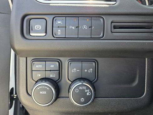 Used 2024 Chevrolet Tahoe LS AWD/4WD image 19