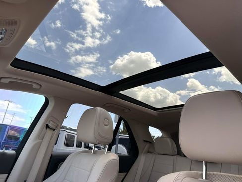 Certified 2020 Mercedes-Benz GLE 580 4MATIC image 24