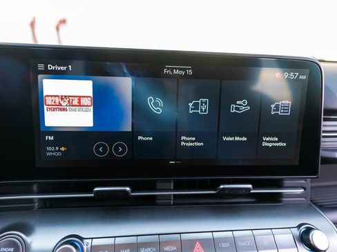Used 2025 Hyundai Kona SEL FWD image 28