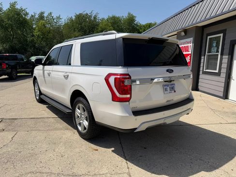 Used 2019 Ford Expedition Max XLT AWD/4WD image 3