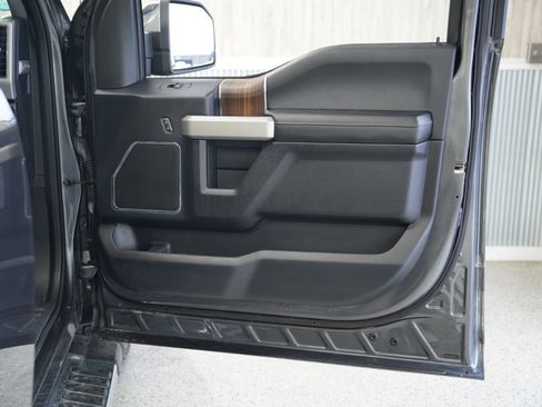 Used 2017 Ford F150 Lariat w/ Equipment Group 502A Luxury image 29