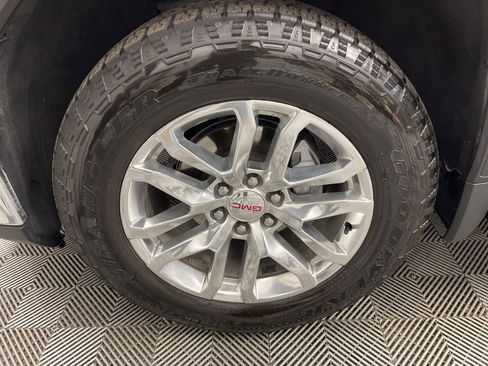 Used 2024 GMC Sierra 1500 SLT w/ SLT Premium Plus Package image 39