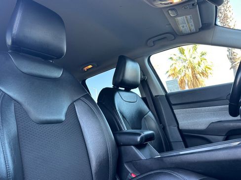 Used 2022 Jeep Compass Latitude w/ Convenience Group image 17