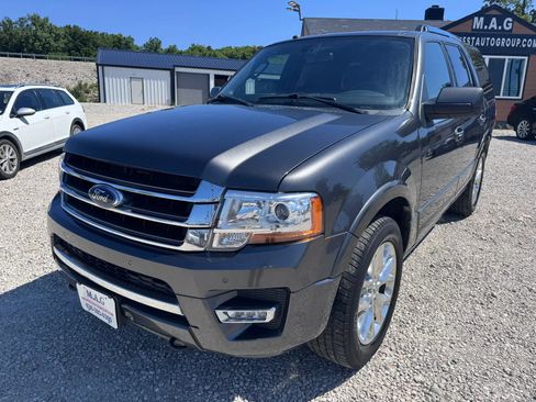 Used 2016 Ford Expedition Limited w/ Equipment Group 301A AWD/4WD image 2