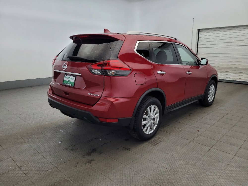 Used 2017 Nissan Rogue SV AWD/4WD image 9
